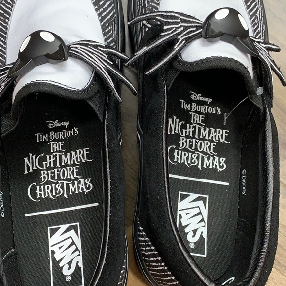 VANS CLASSIC SLIP-ON DISNEY Jack/Nightmare - Picture 14 of 15